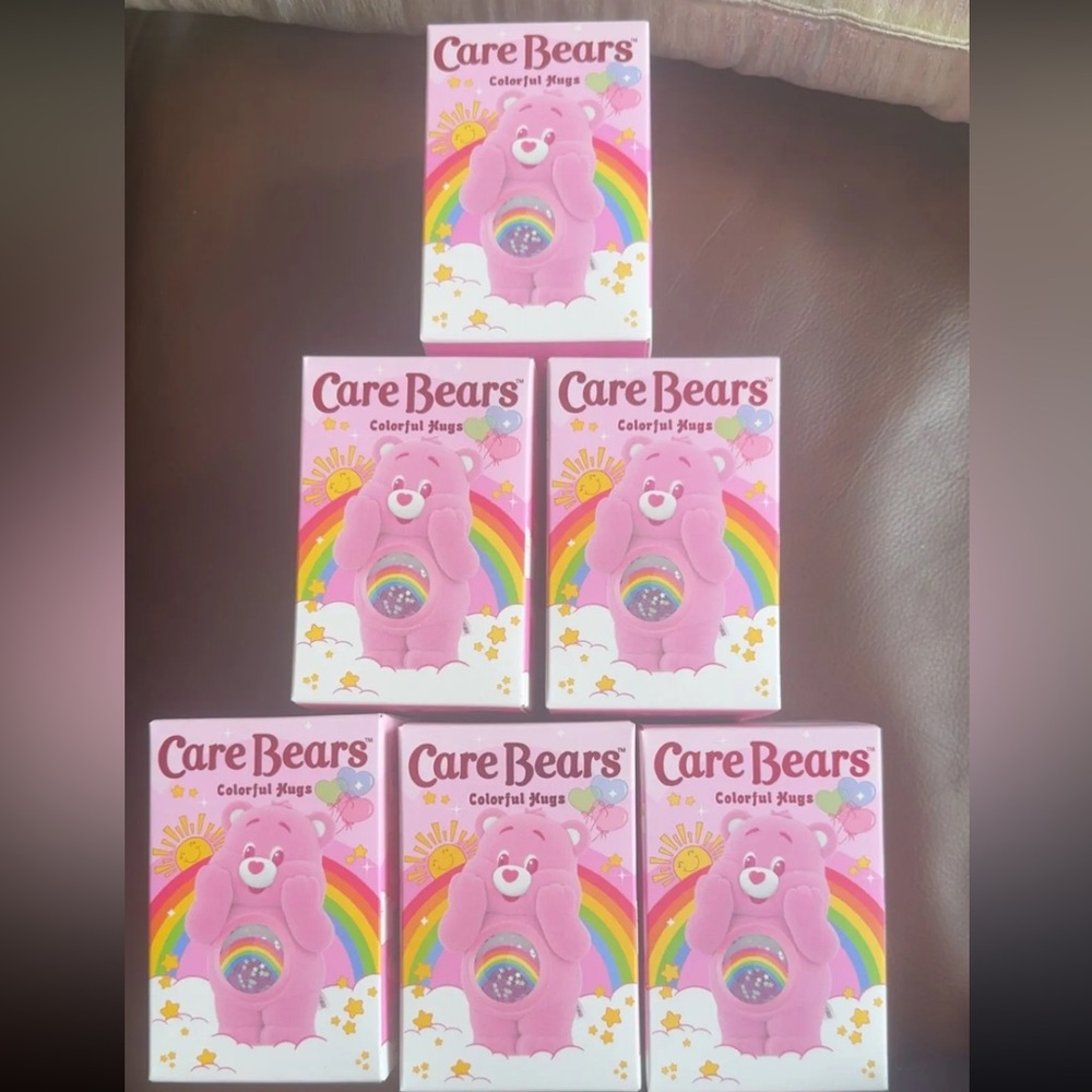 Pop Mart CareBear Hugs
